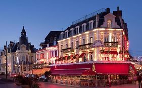 Le Central
